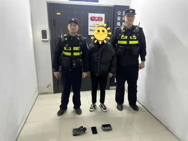 男子用无人机到酒店51楼不雅凯发首页登录担心的事发生了(图2)
